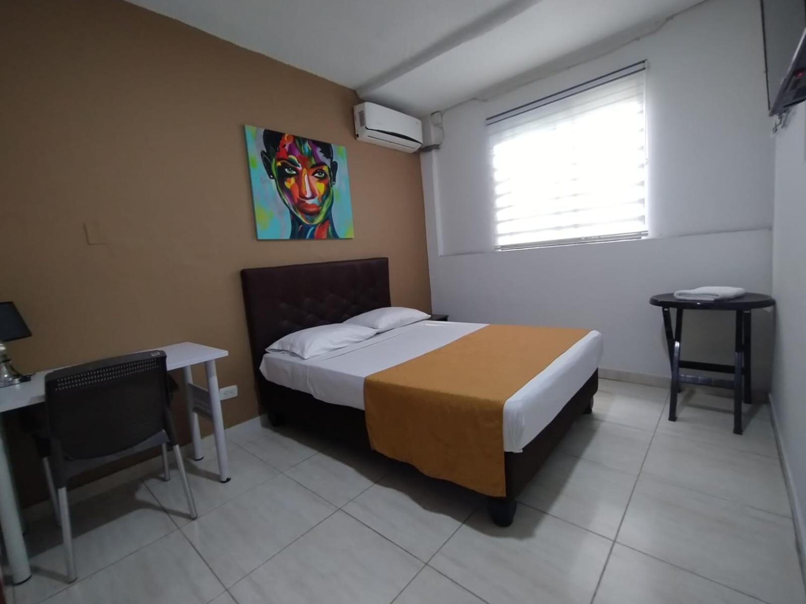 Hotel Parque Del Perro Cali Exterior photo